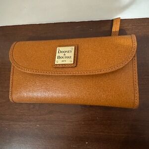 Dooney & Bourke Tan Leather Wallet